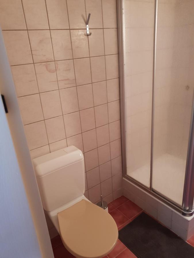 Auberge De Ballens Bagian luar foto