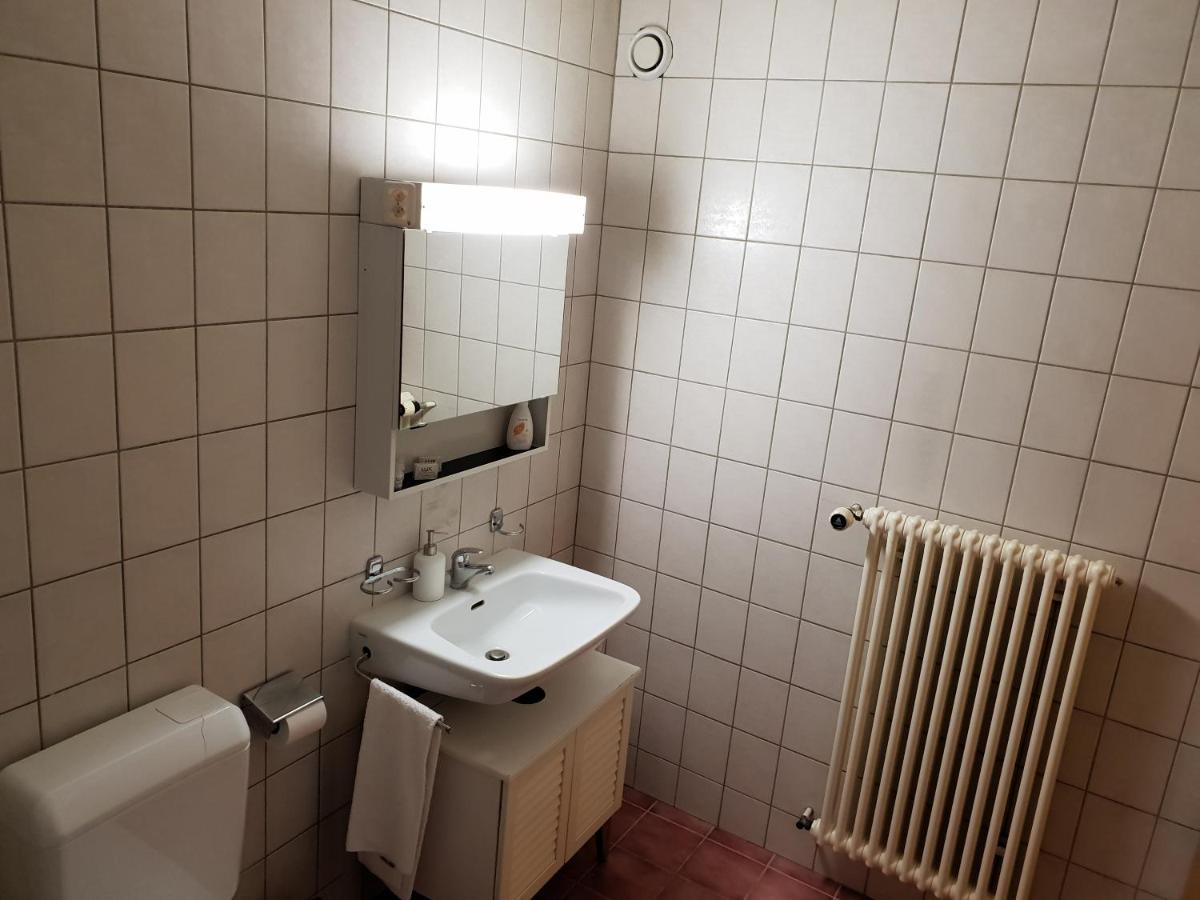 Auberge De Ballens Bagian luar foto