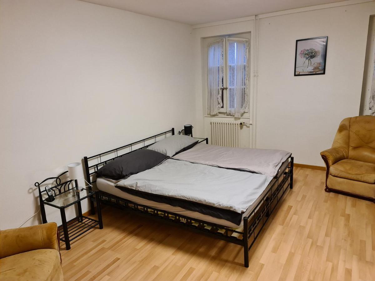 Auberge De Ballens Bagian luar foto