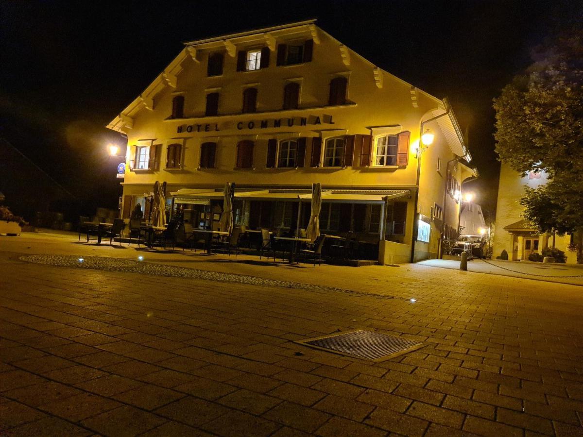 Auberge De Ballens Bagian luar foto